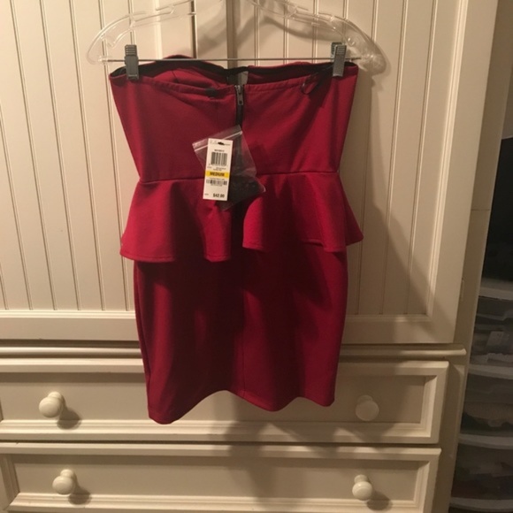NWT--MATERIAL GIRL PEPLUM MINI DRESS - Picture 4 of 4